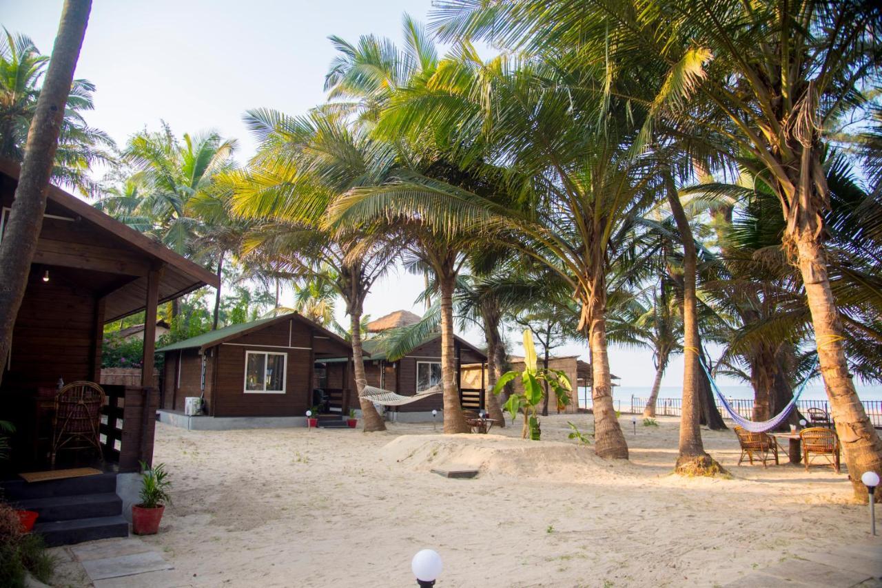 Silent Beach Resort Mandrem Exteriör bild